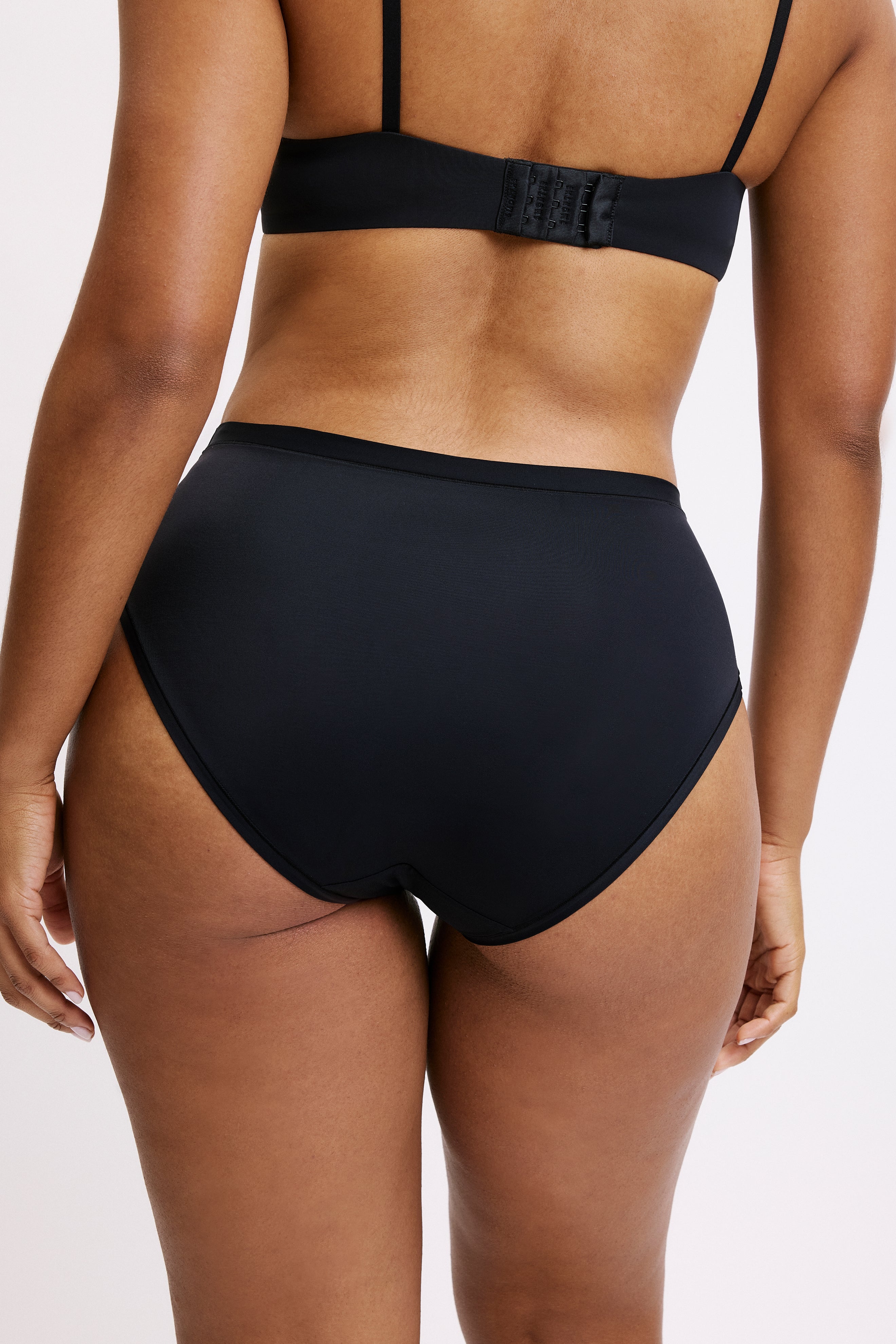 Bliss Highwaist Brief - Black - Image 4