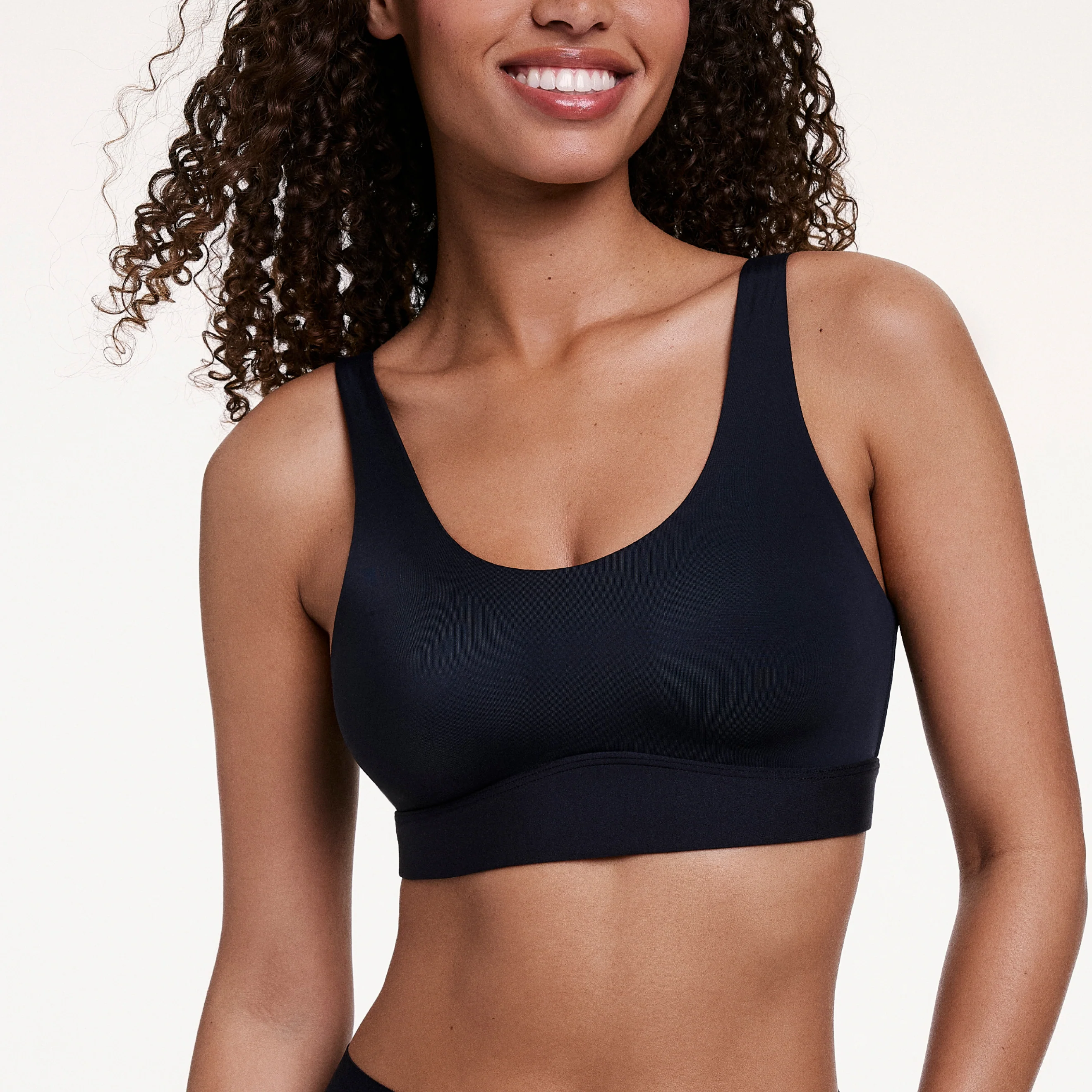 Bliss Scoop Bralette - Black - Image 5