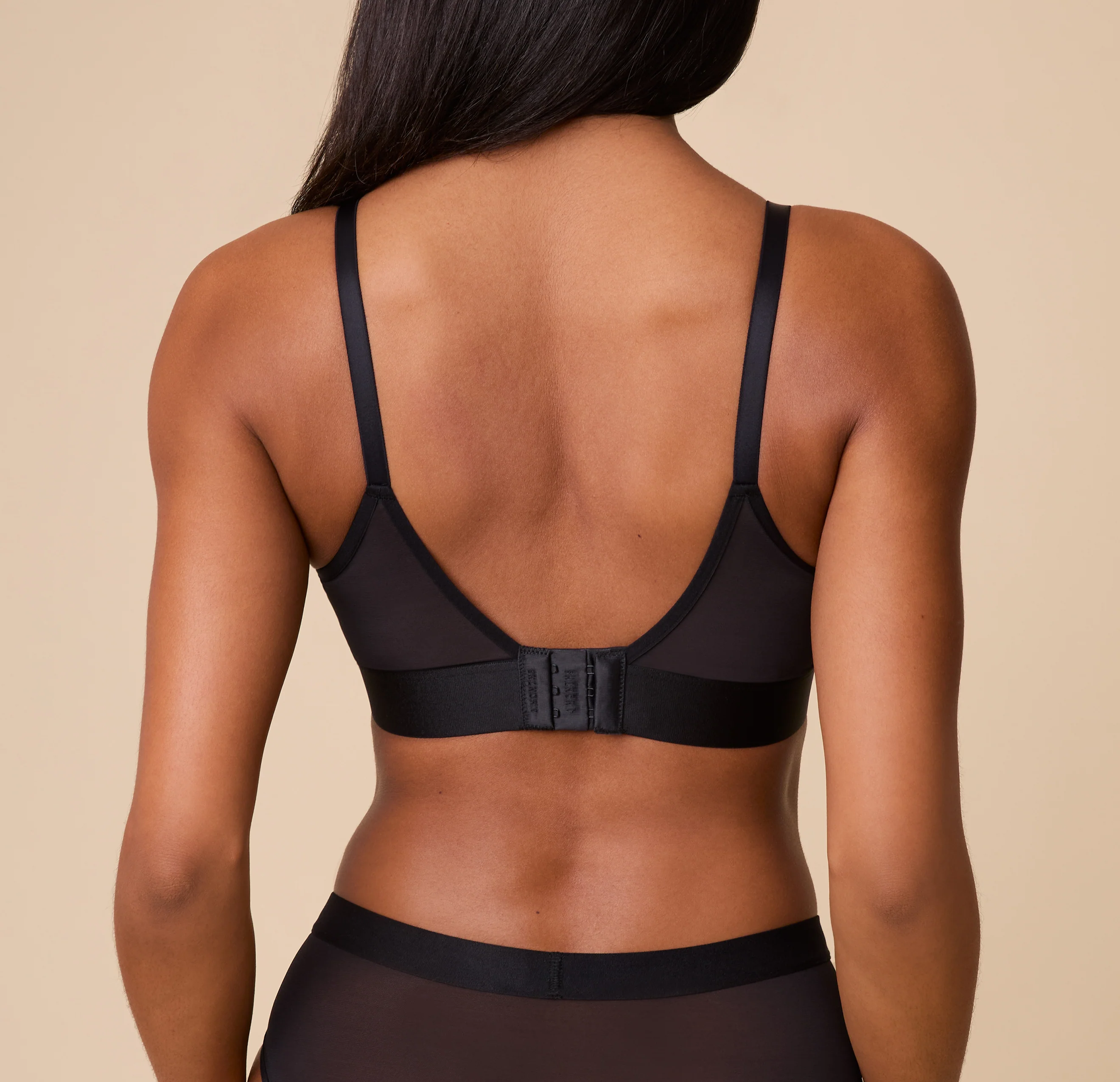 ComfortMesh™ Triangle Bralette - Black - Image 3