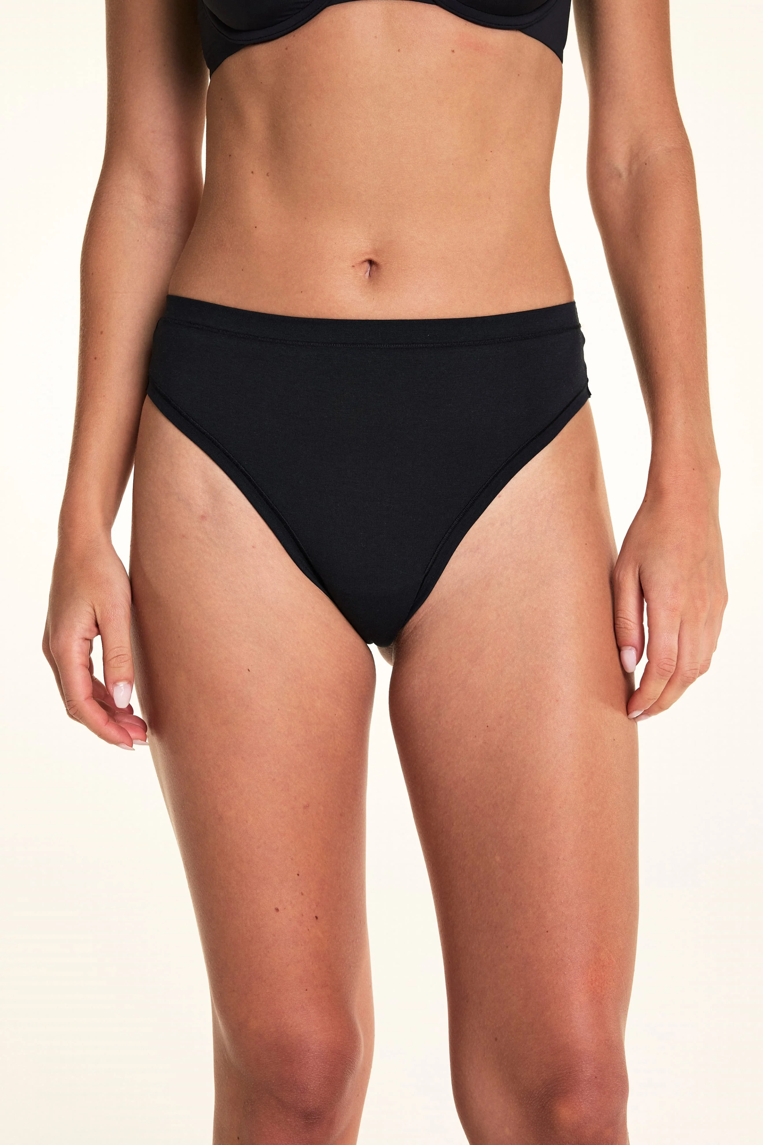 Cloud Cotton Highwaist Thong - Black - Image 3