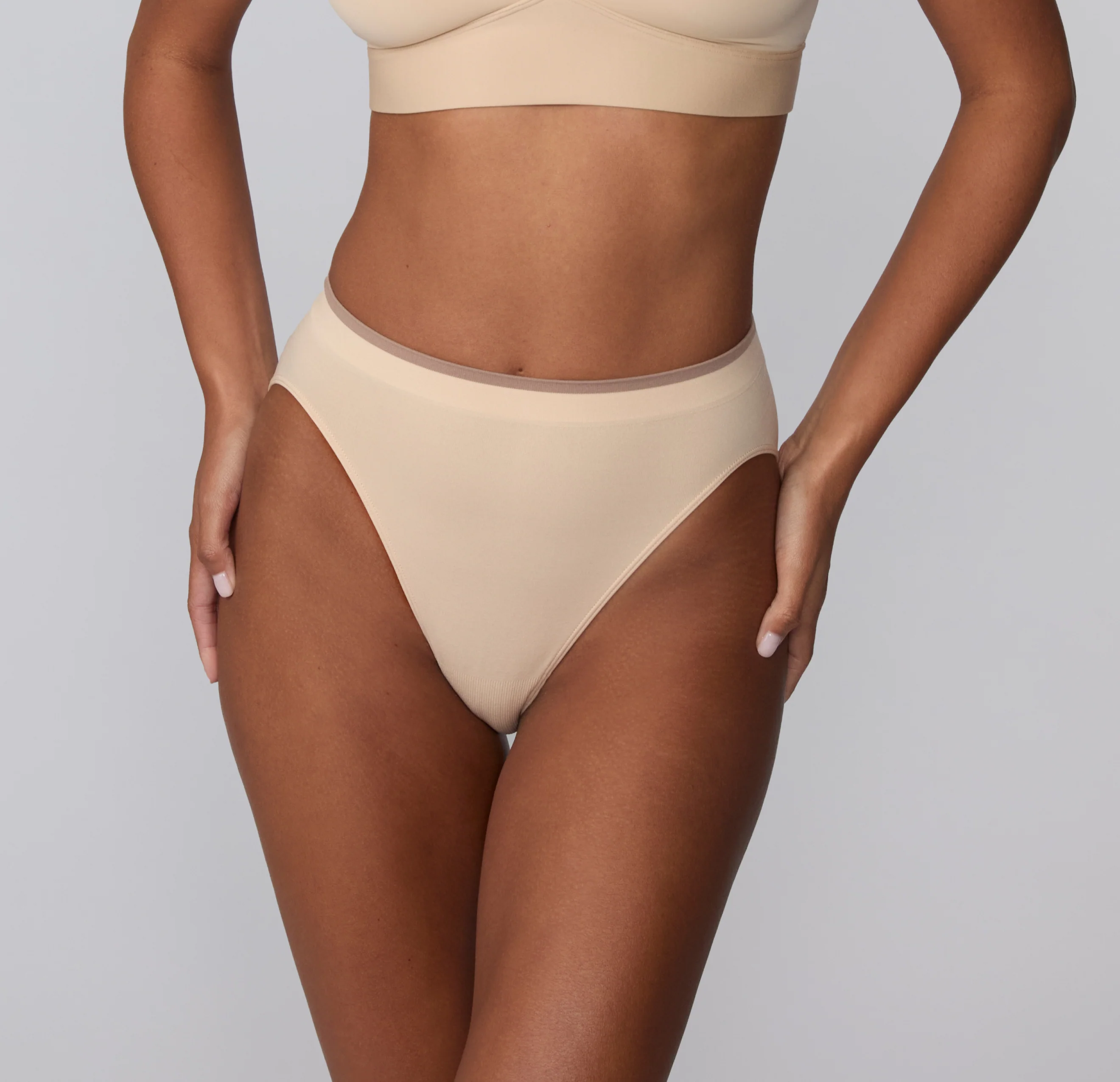 Smooth Seamless Brief - Beige - Image 6