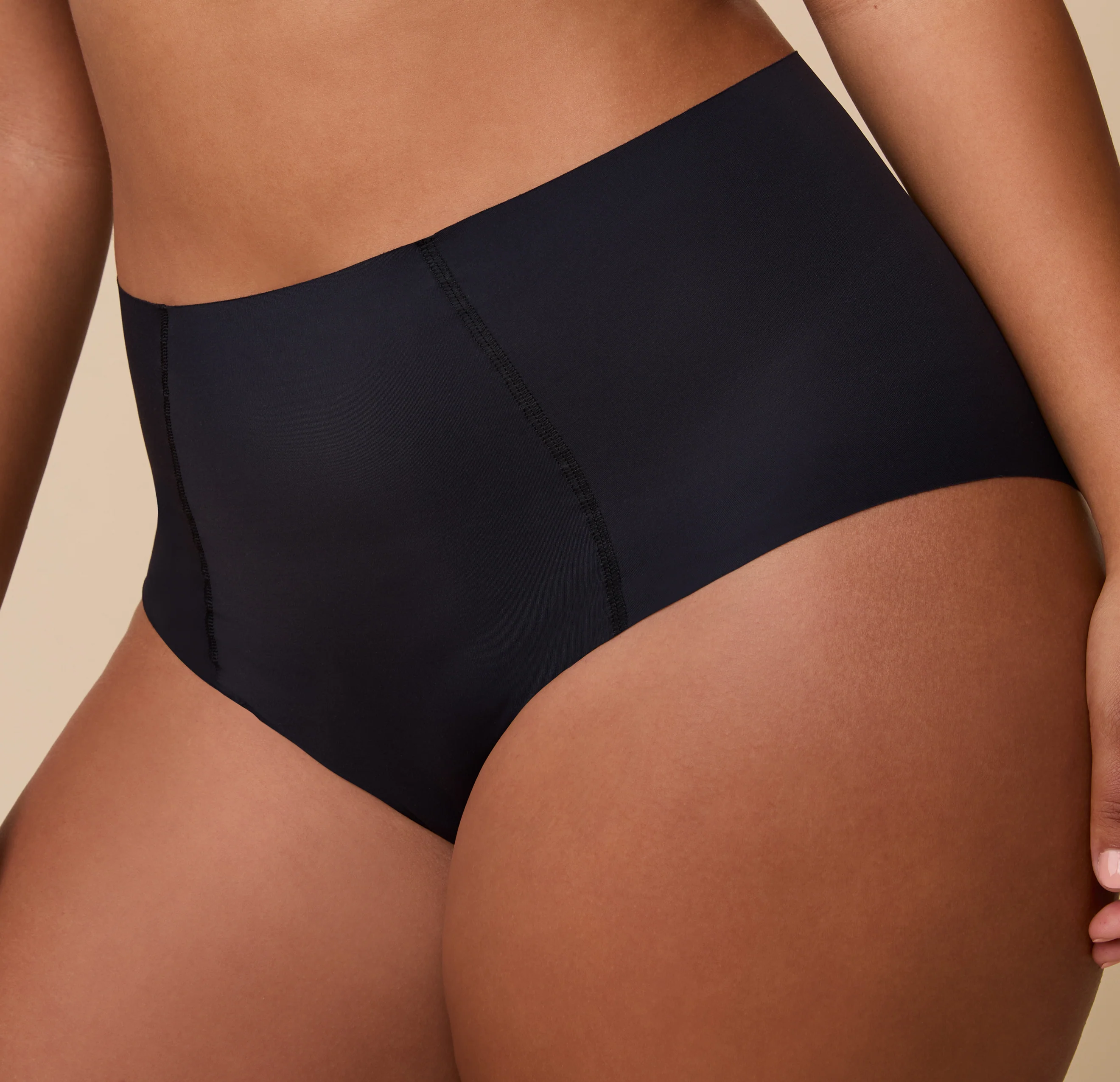 No-Show Highwaist Brief - Black - Image 6